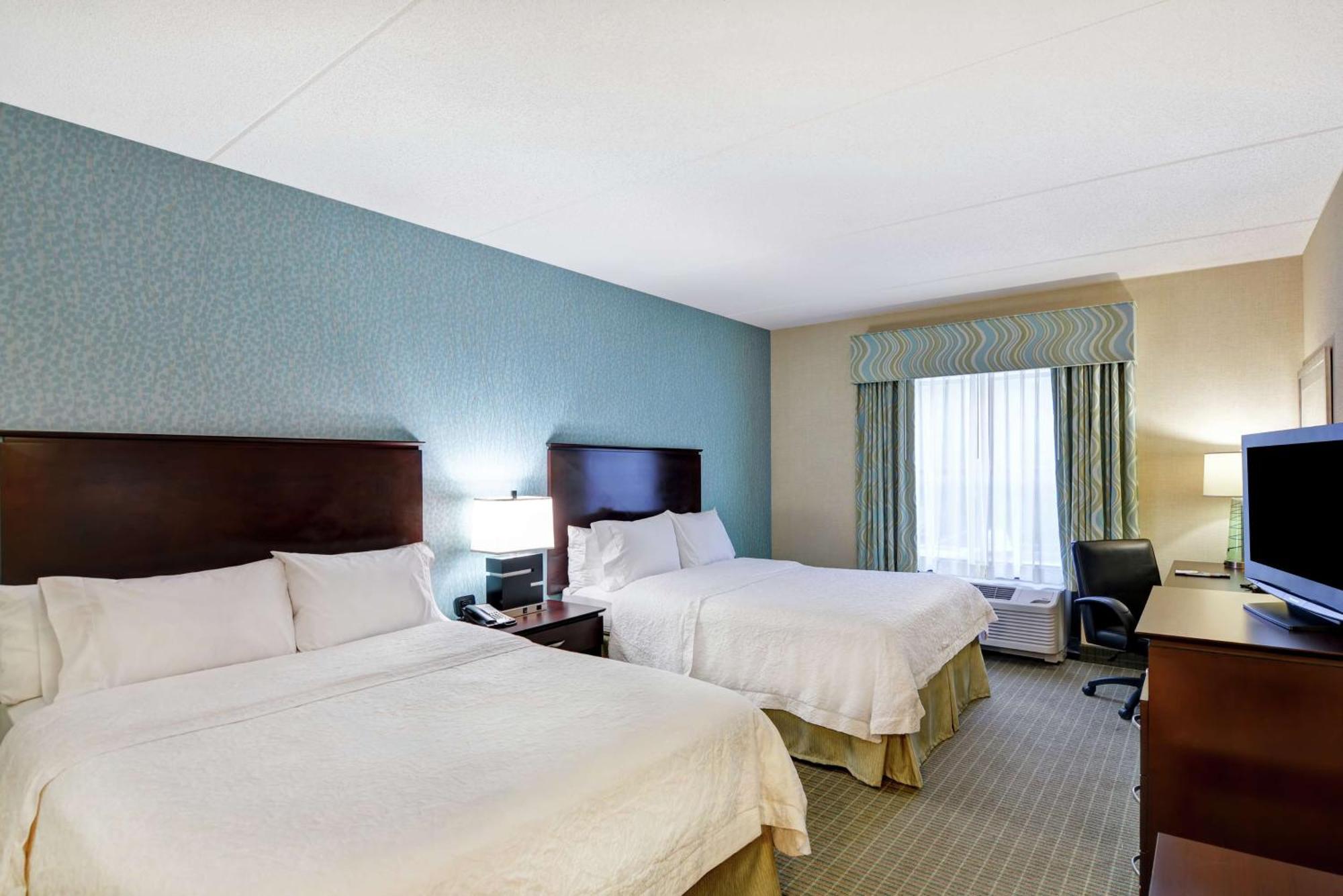 Hampton Inn & Suites Wilkes-Barre Bagian luar foto