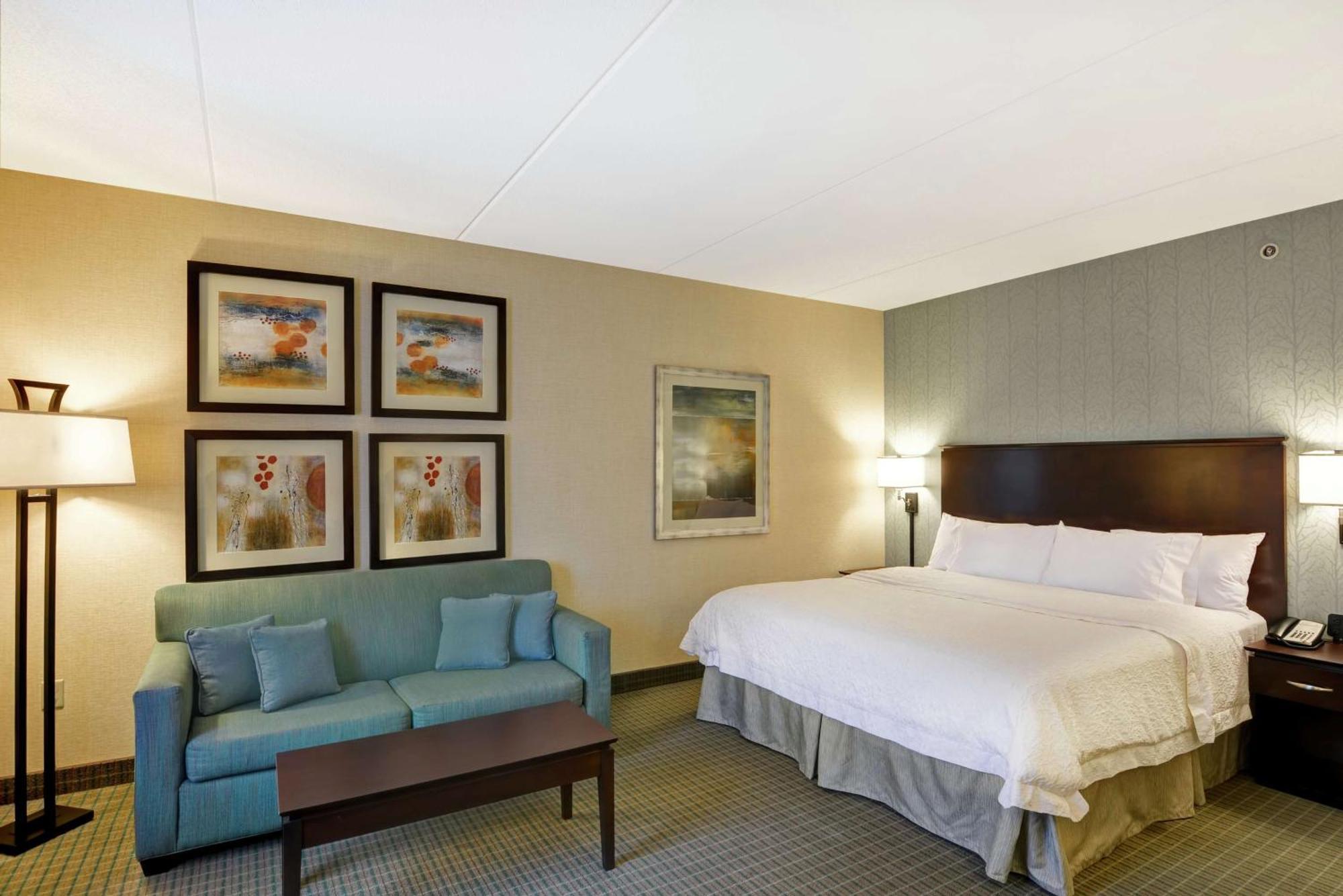 Hampton Inn & Suites Wilkes-Barre Bagian luar foto