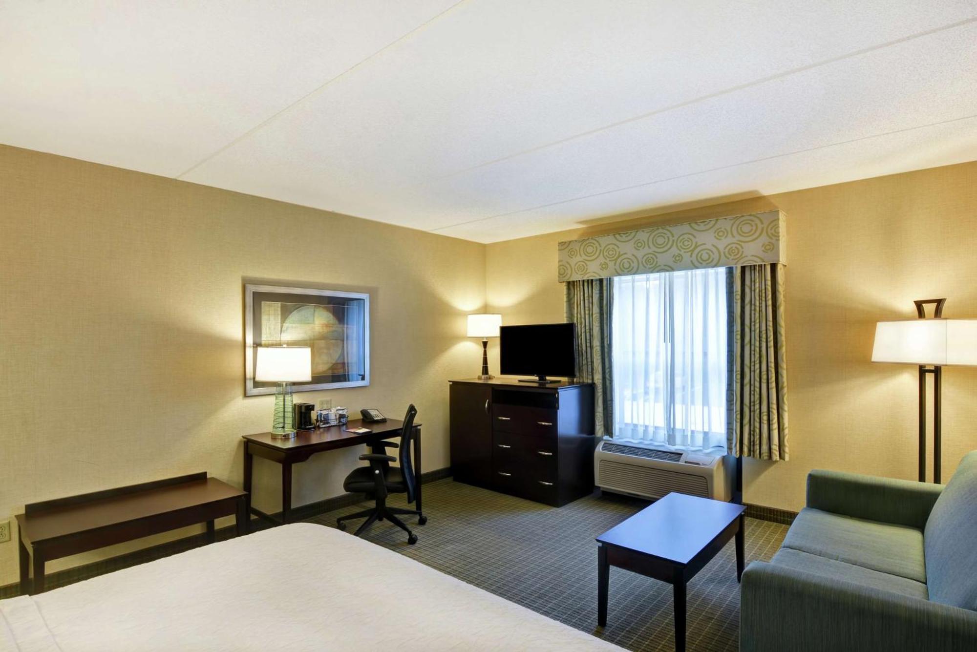 Hampton Inn & Suites Wilkes-Barre Bagian luar foto