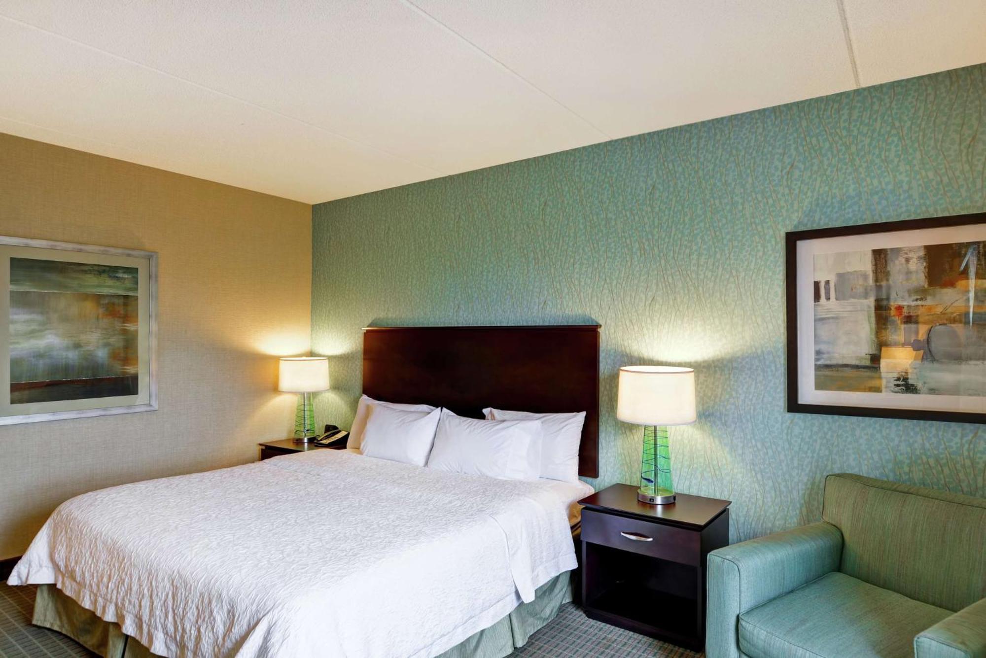 Hampton Inn & Suites Wilkes-Barre Bagian luar foto