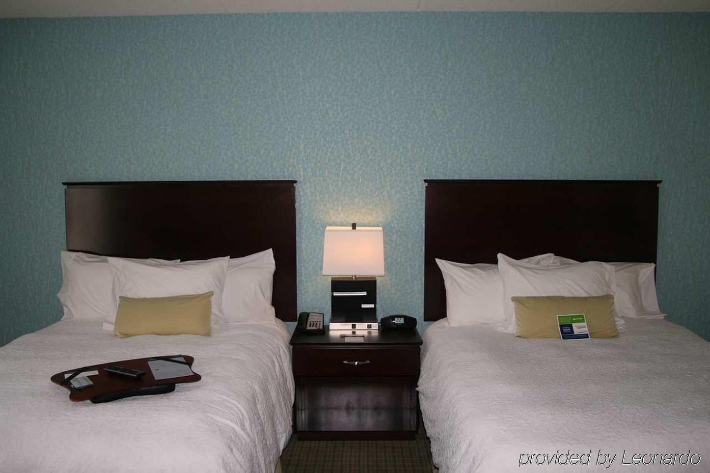 Hampton Inn & Suites Wilkes-Barre Bagian luar foto