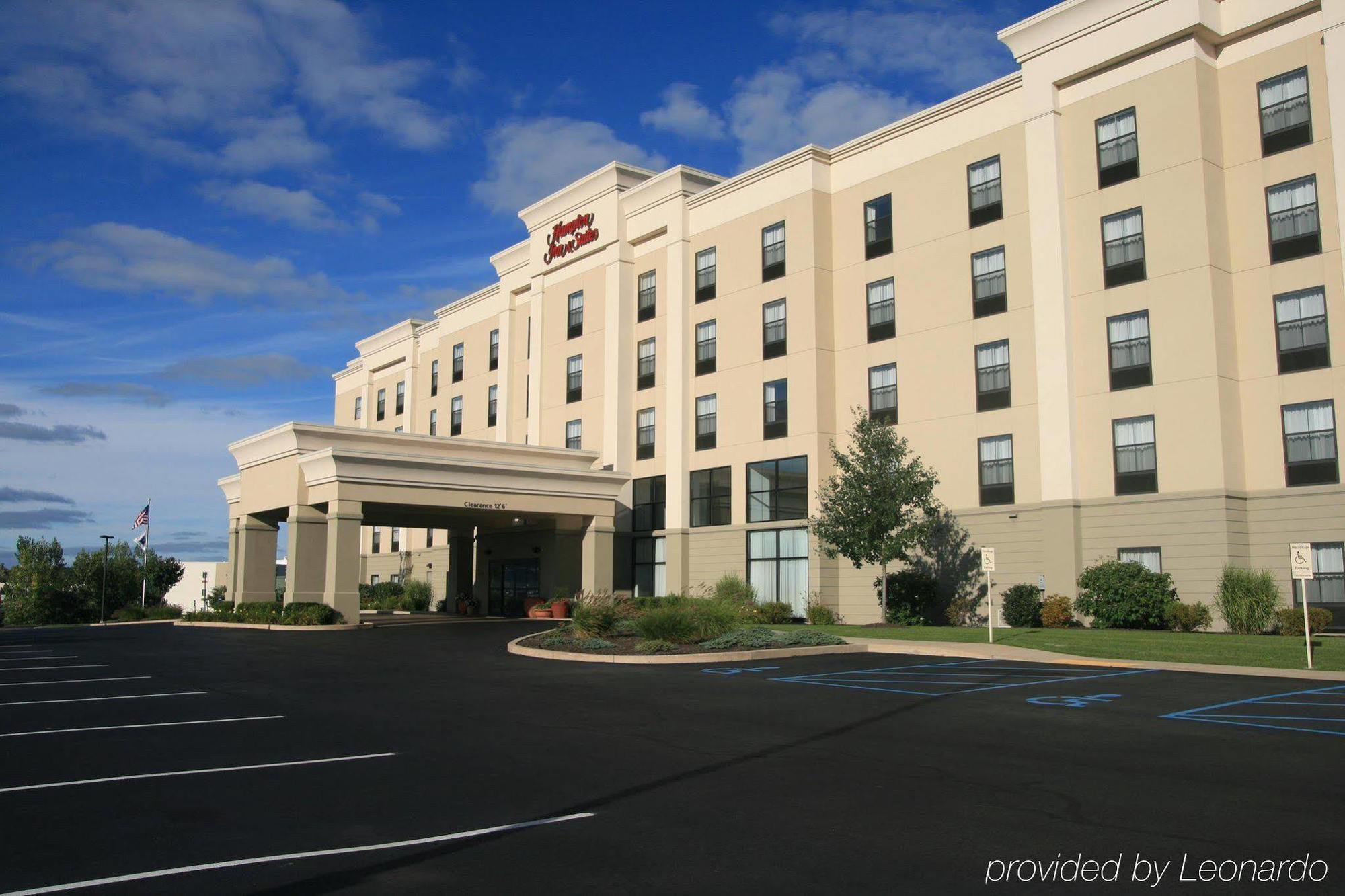 Hampton Inn & Suites Wilkes-Barre Bagian luar foto