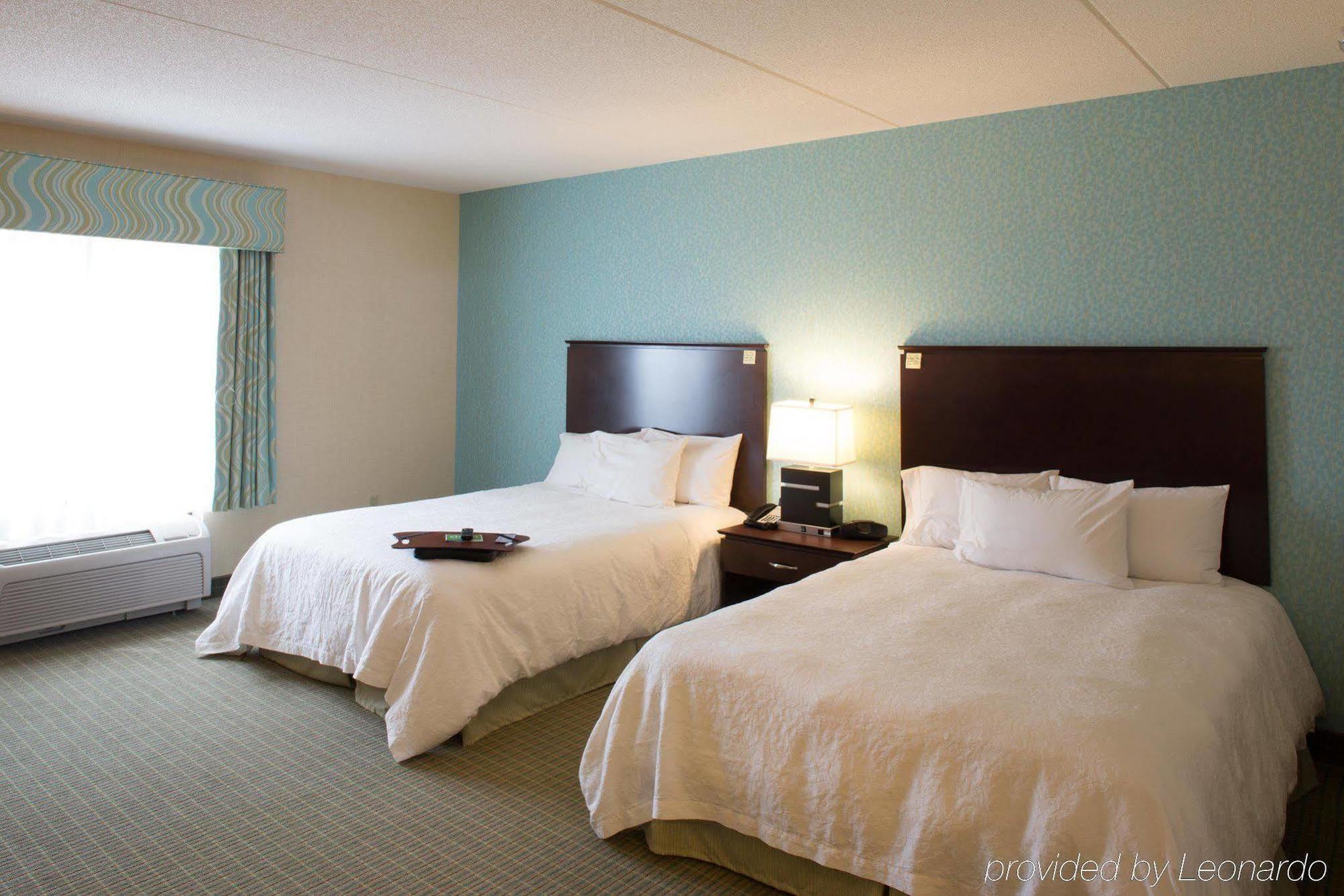Hampton Inn & Suites Wilkes-Barre Bagian luar foto